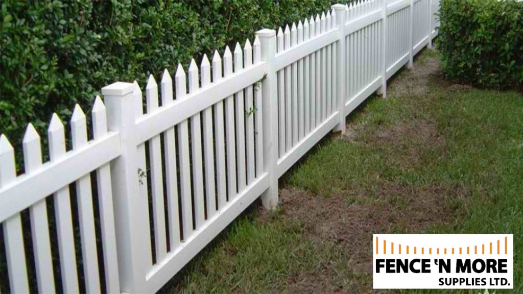 Cloverdale 1 white picket vinyl fence